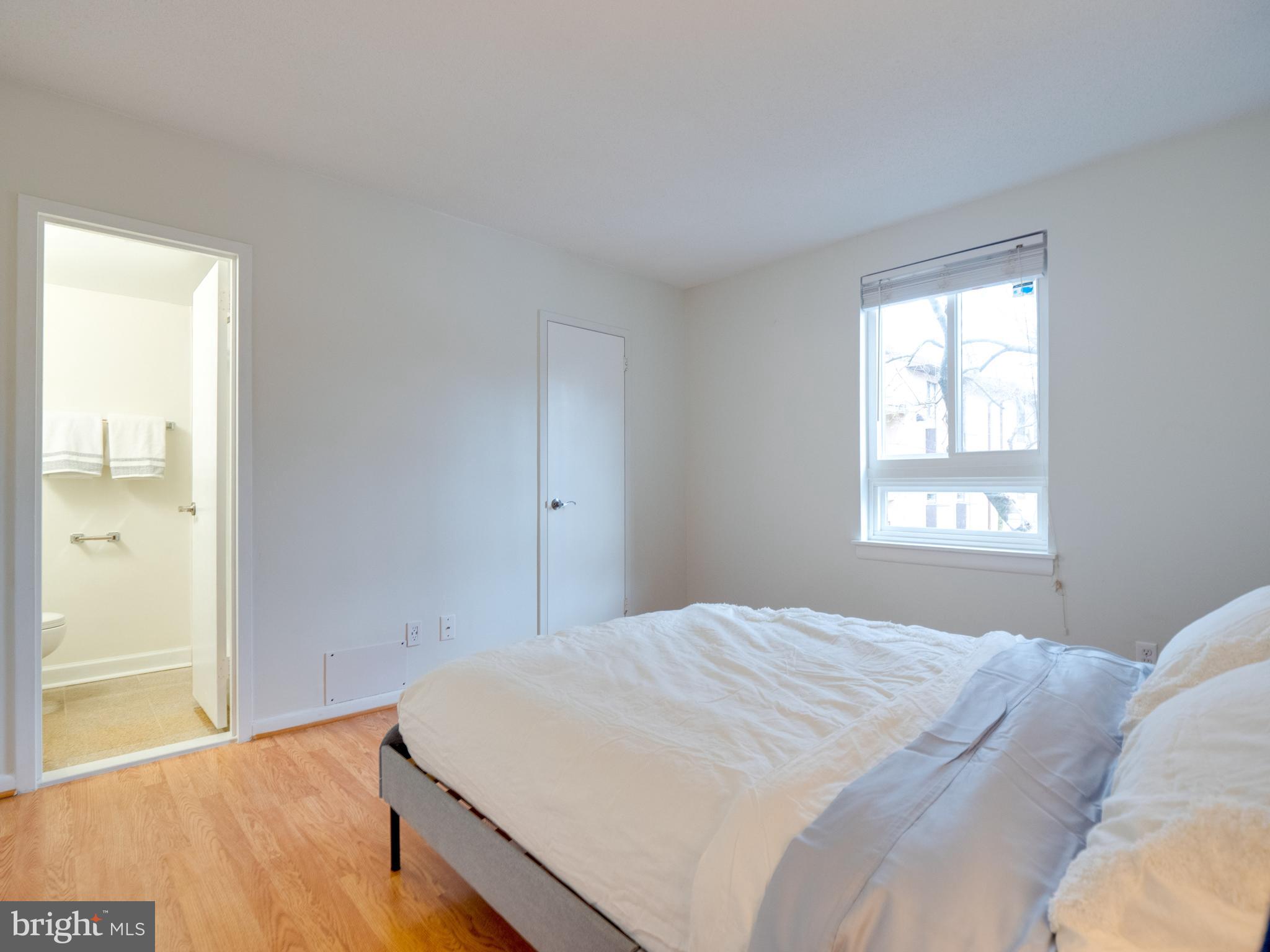 2245 Castle Rock Square, Unit 12C Reston, VA 20191 - Photo 17 of 37 Gallery Image 17