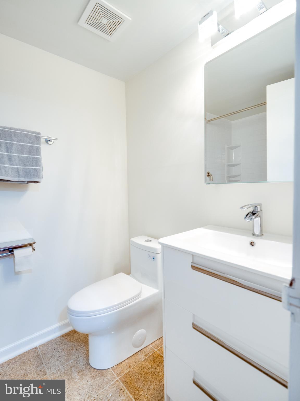 2245 Castle Rock Square, Unit 12C Reston, VA 20191 - Photo 21 of 37 Gallery Image 21
