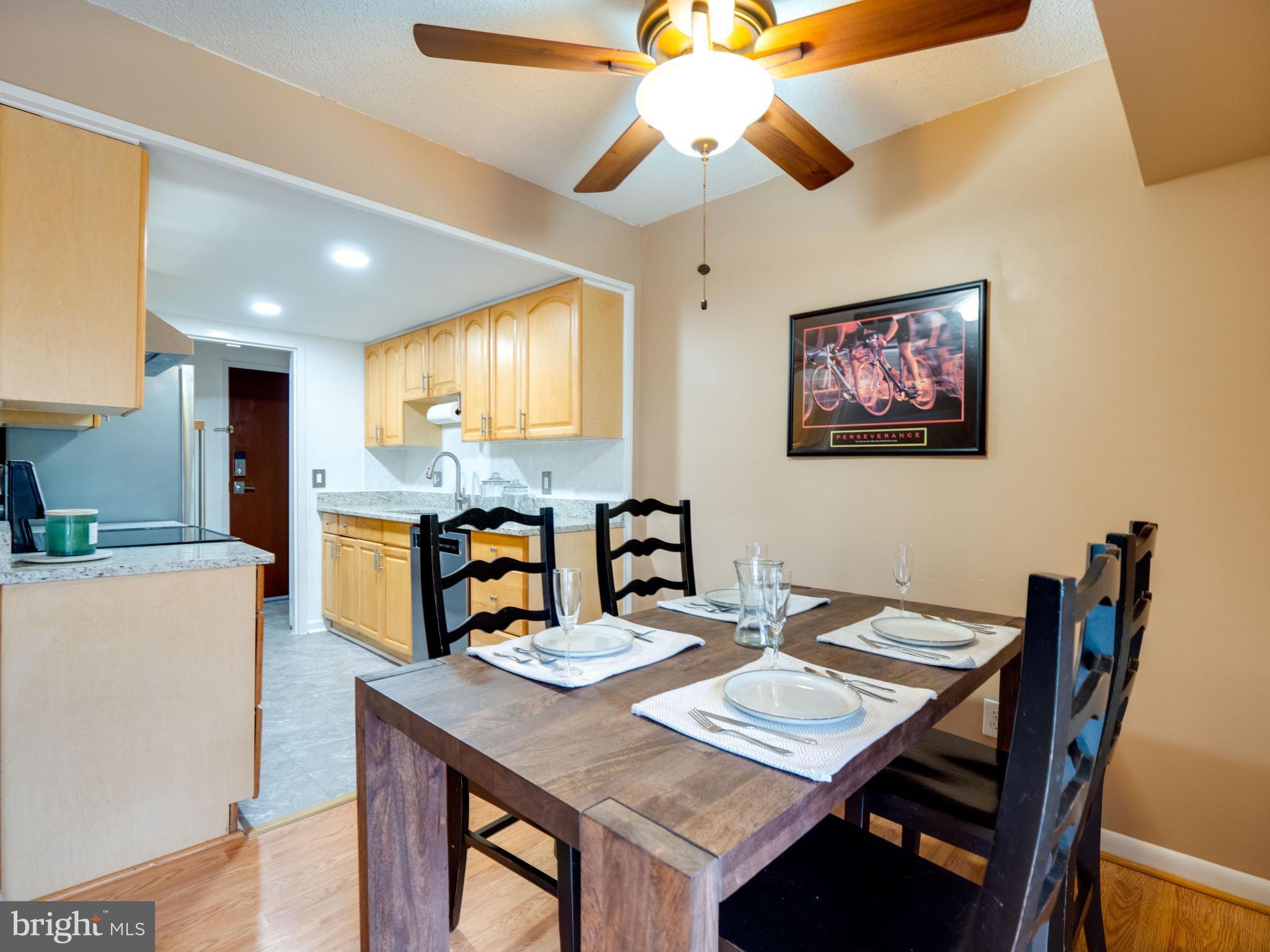 2245 Castle Rock Square, Unit 12C Reston, VA 20191 - Photo 8 of 37 Gallery Image 8