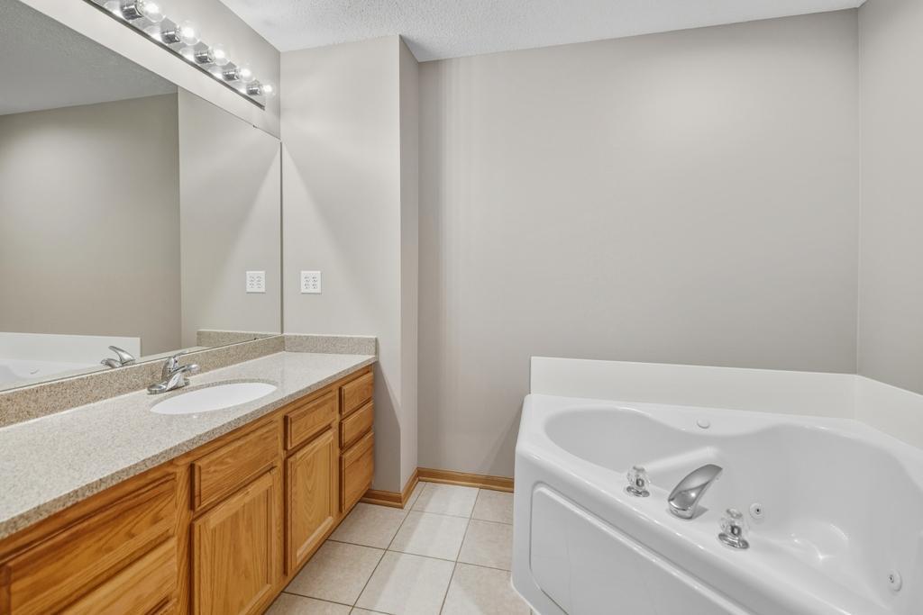 5217 Hummingbird Lane, Unit 149 Farmington, MN 55024 - Photo 15 of 20