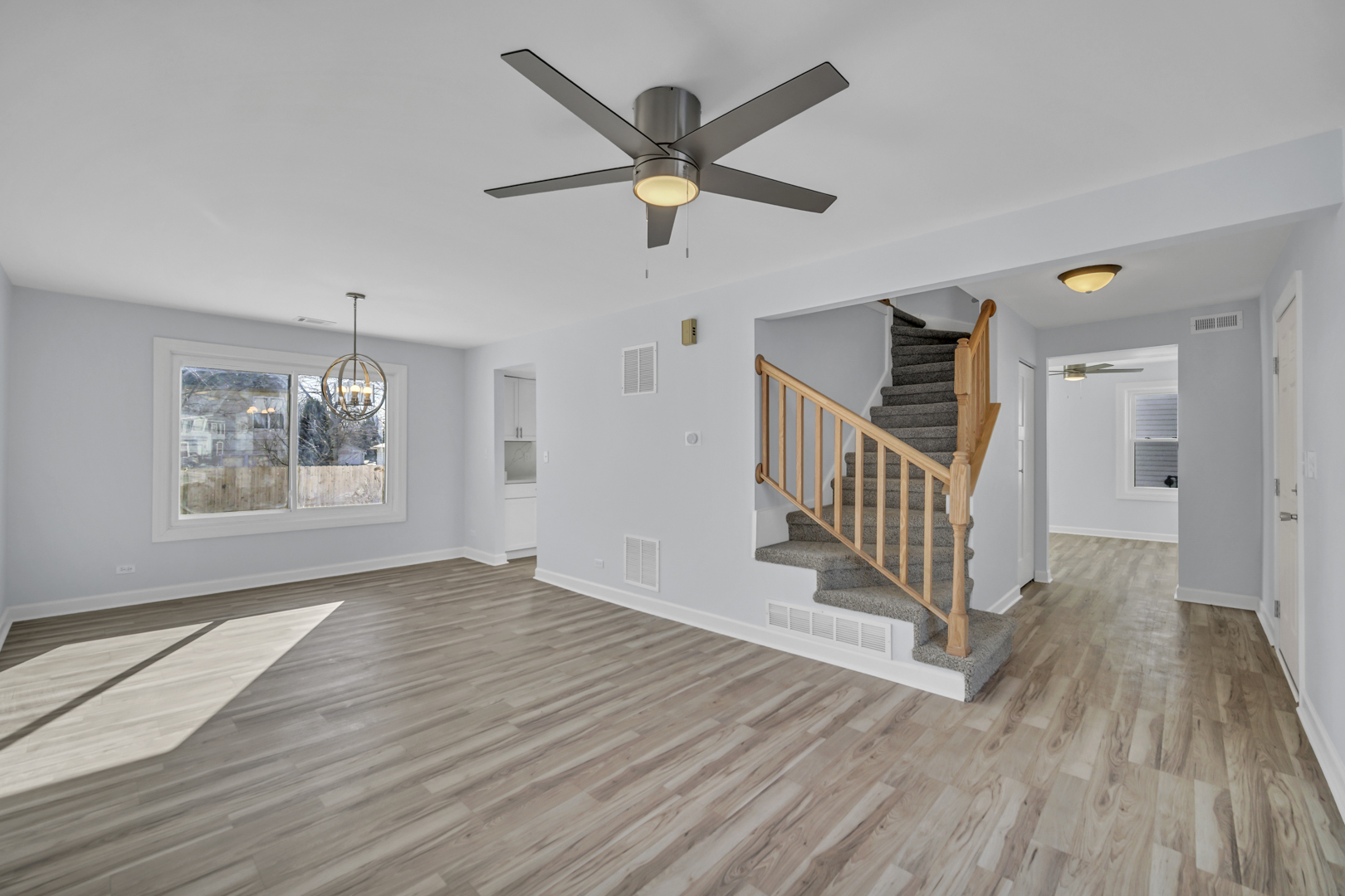 813 Kansas Street Carol Stream, IL 60188 - Photo 12 of 44