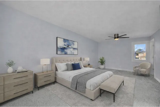 $395,900 | 813 Kansas Street, Carol Stream, IL 60188