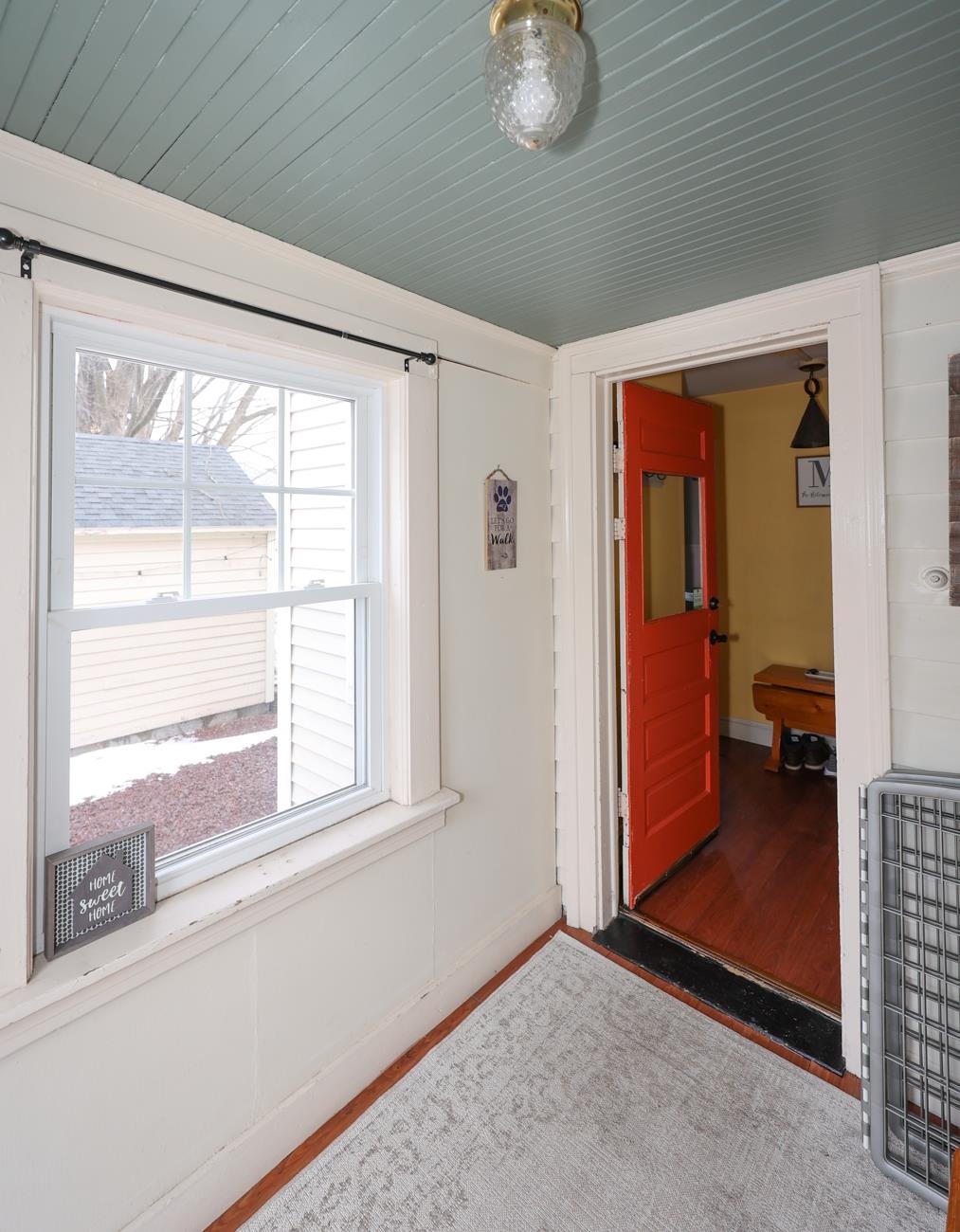 606 Candia Road Manchester, NH 03109 - Photo 4 of 34