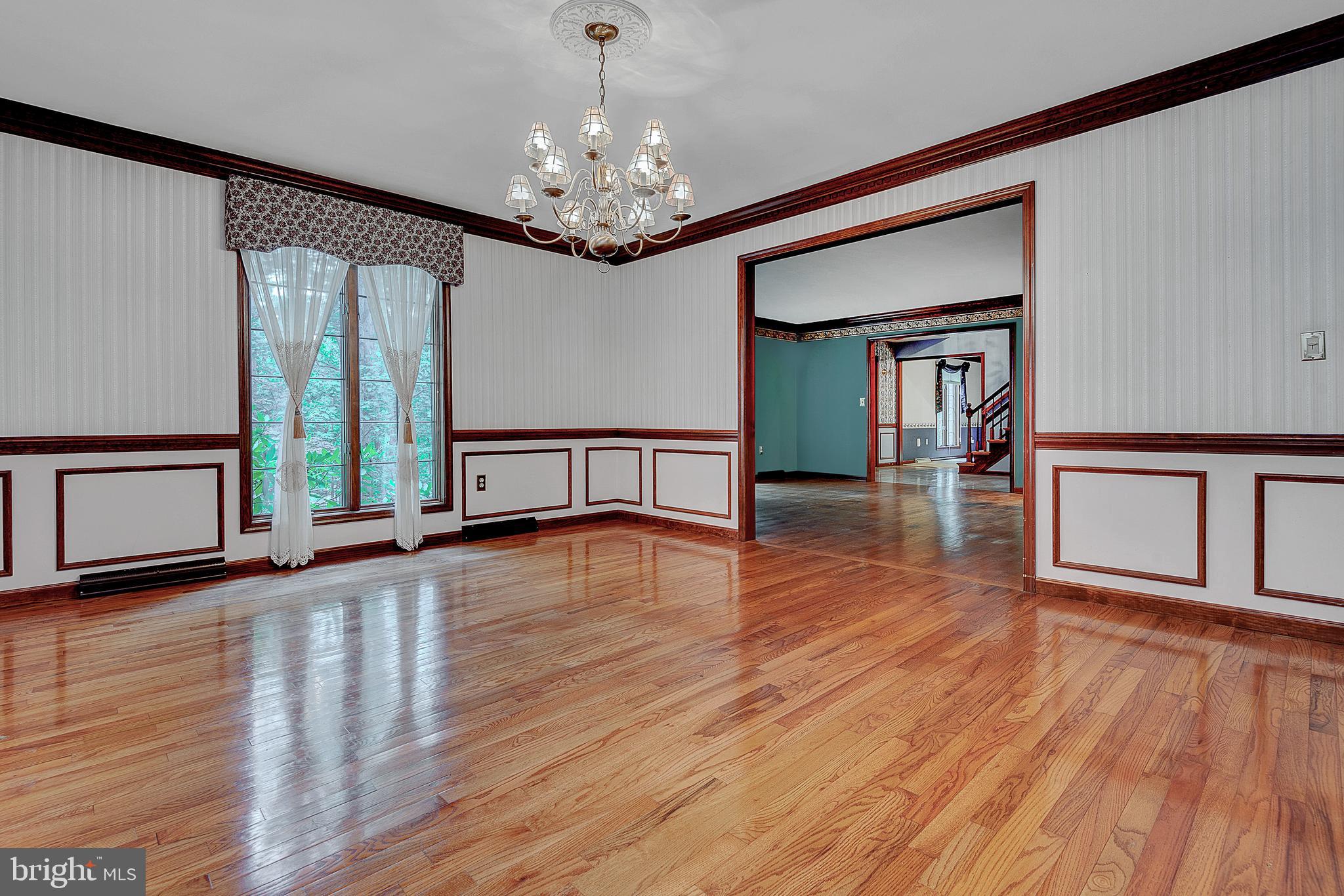 586 Spring Lane Boiling Springs, PA 17007 - Photo 13 of 59 Gallery Image 13