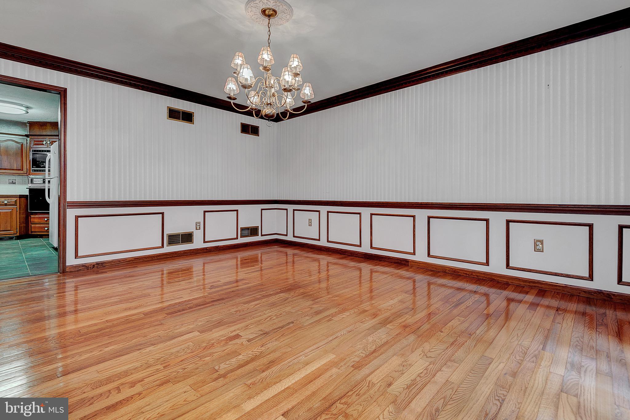 586 Spring Lane Boiling Springs, PA 17007 - Photo 14 of 59 Gallery Image 14