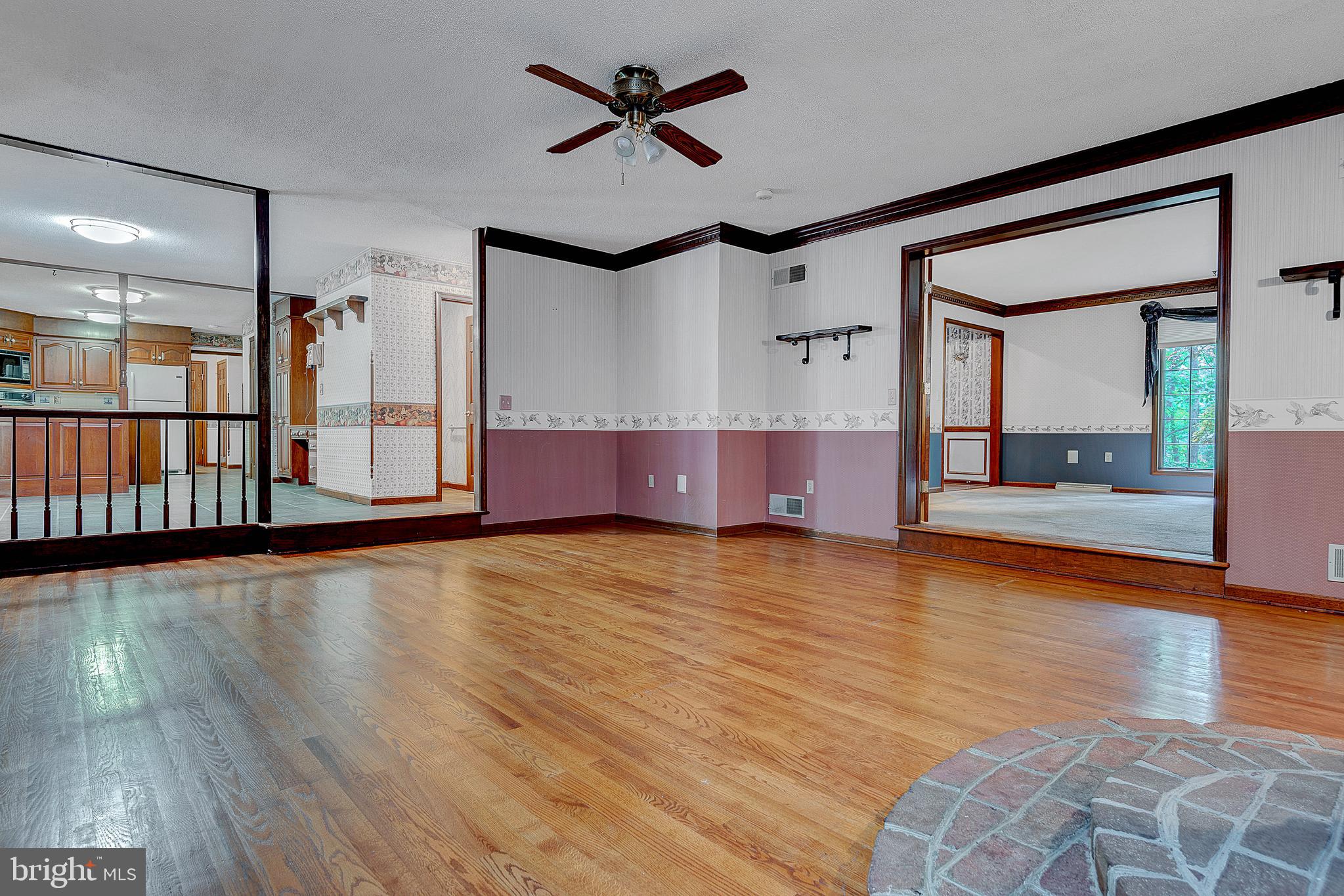 586 Spring Lane Boiling Springs, PA 17007 - Photo 15 of 59 Gallery Image 15