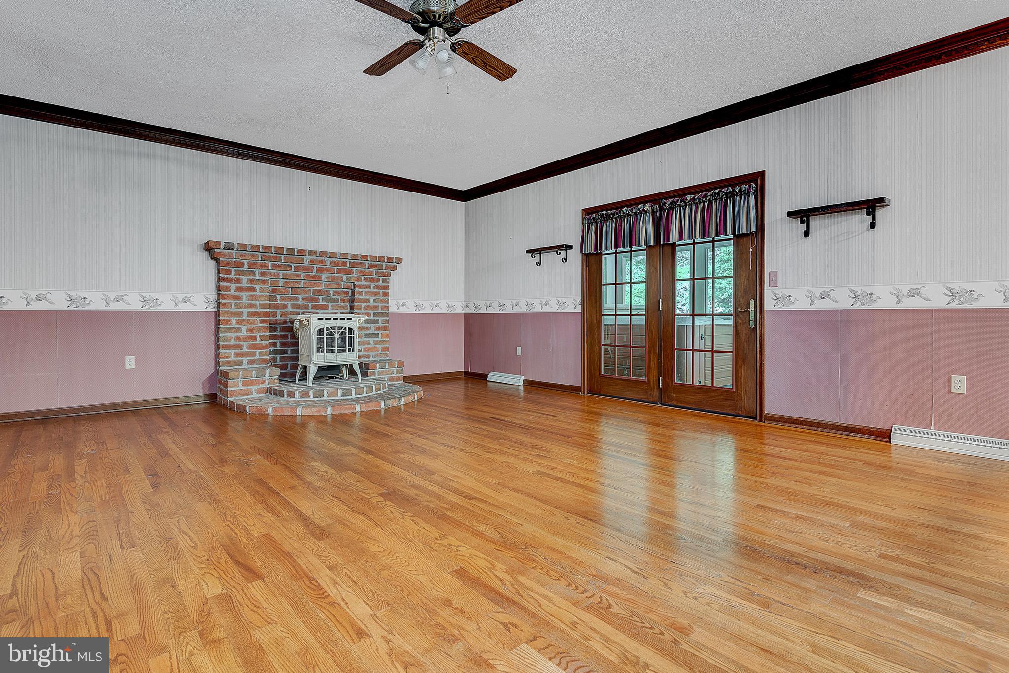586 Spring Lane Boiling Springs, PA 17007 - Photo 16 of 59 Gallery Image 16