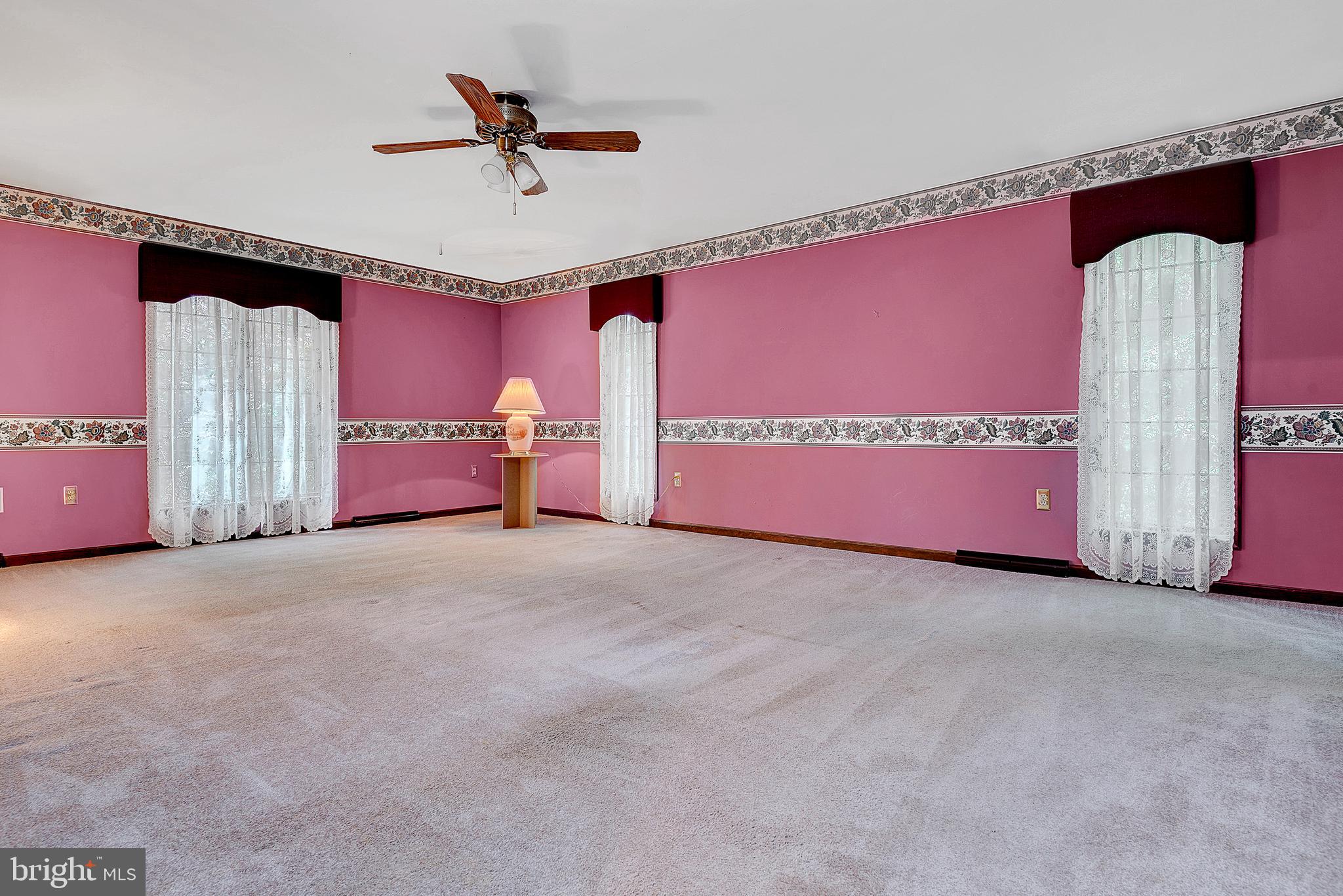 586 Spring Lane Boiling Springs, PA 17007 - Photo 19 of 59 Gallery Image 19