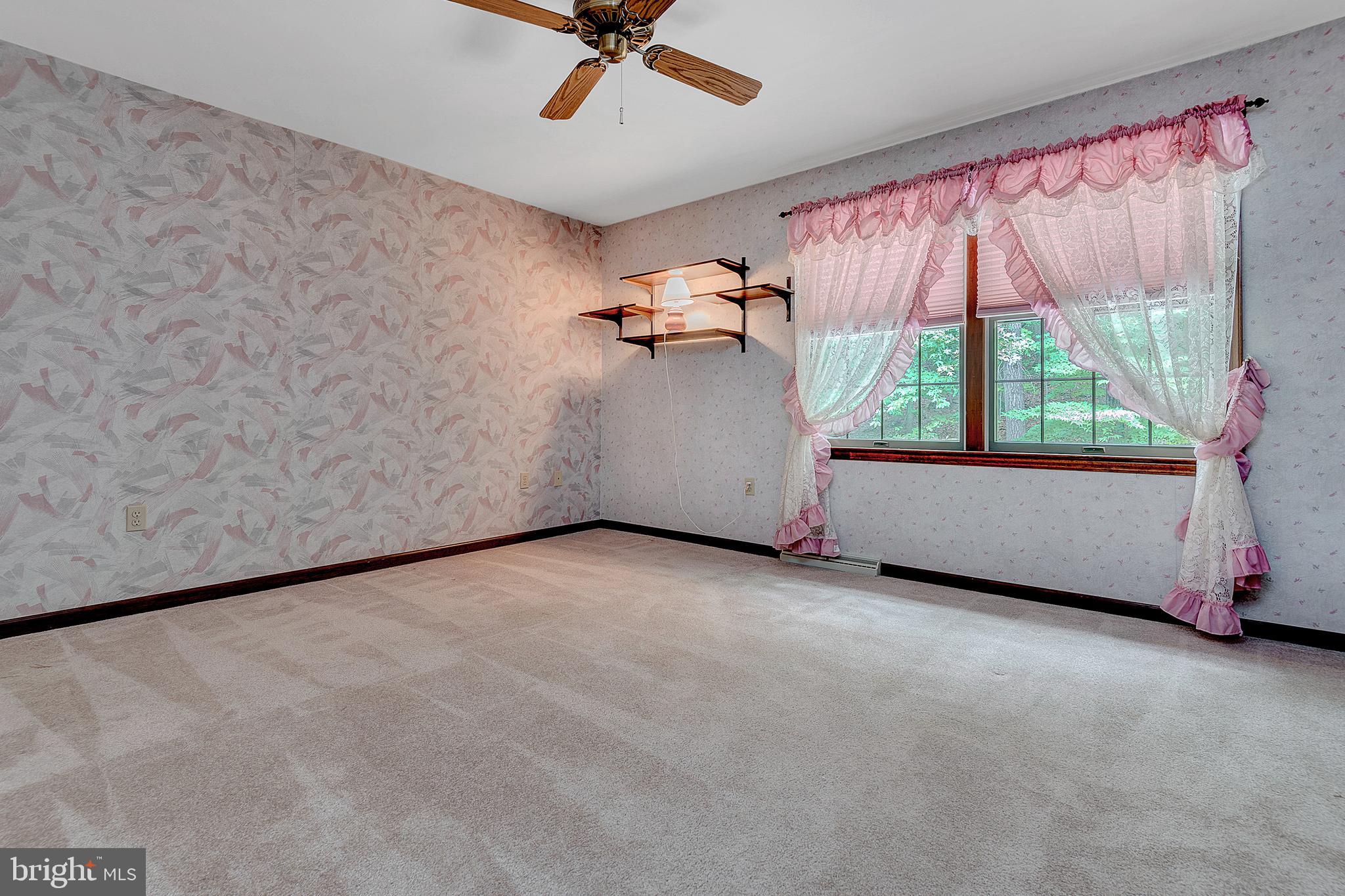 586 Spring Lane Boiling Springs, PA 17007 - Photo 42 of 59 Gallery Image 42