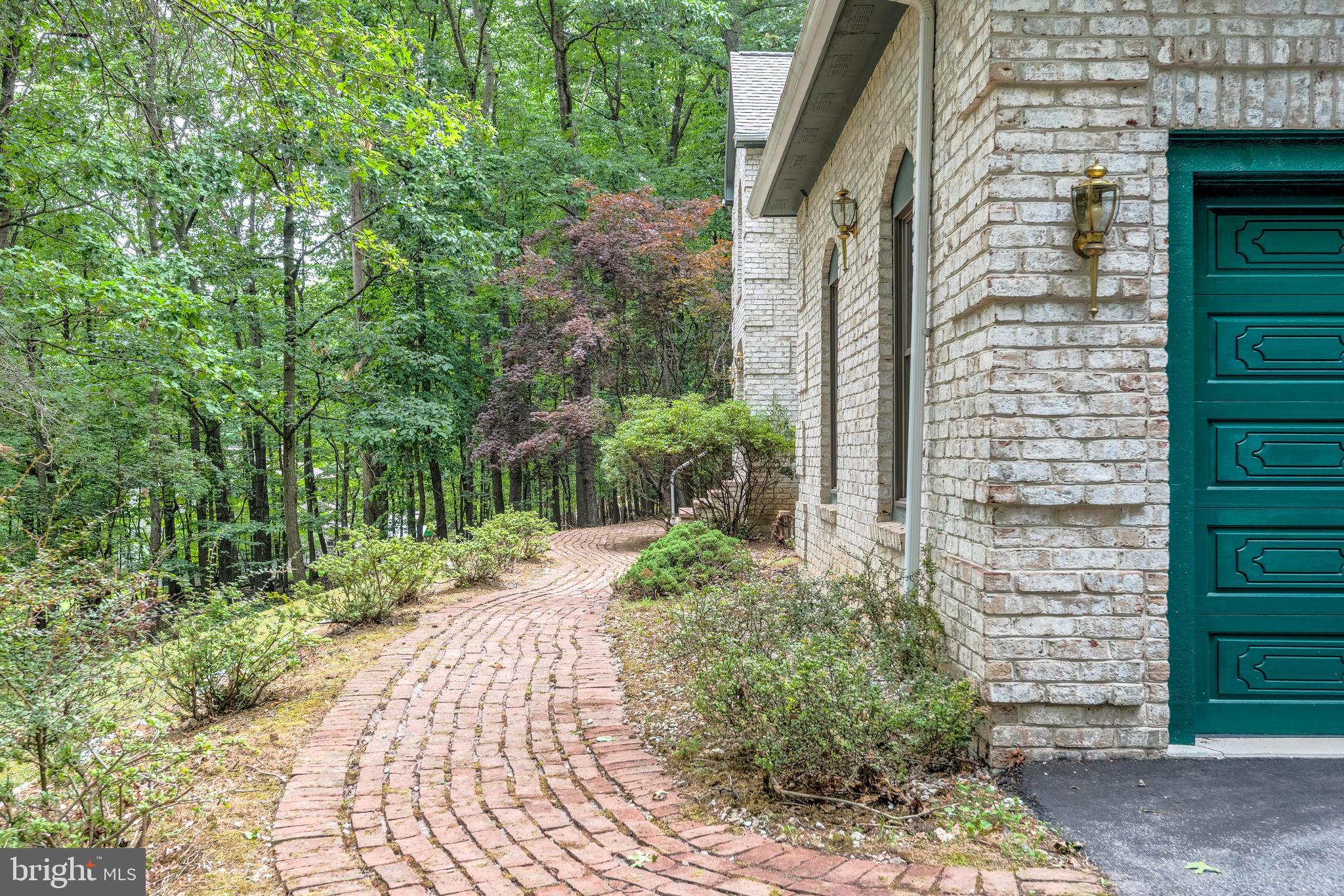 586 Spring Lane Boiling Springs, PA 17007 - Photo 49 of 59 Gallery Image 49