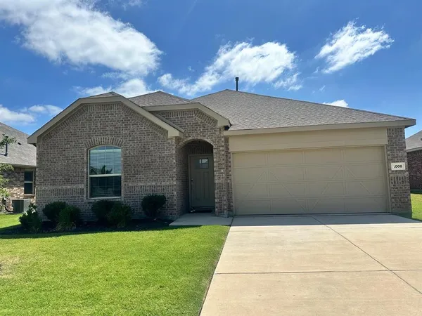 $2,400 | 1008 Chip Street, Little Elm, TX 75068