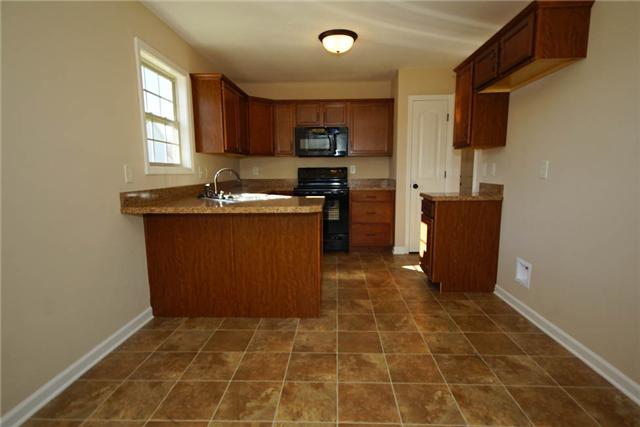 144 Whitetail Ridge Clarksville, TN 37040 - Photo 9 of 20 Gallery Image 9