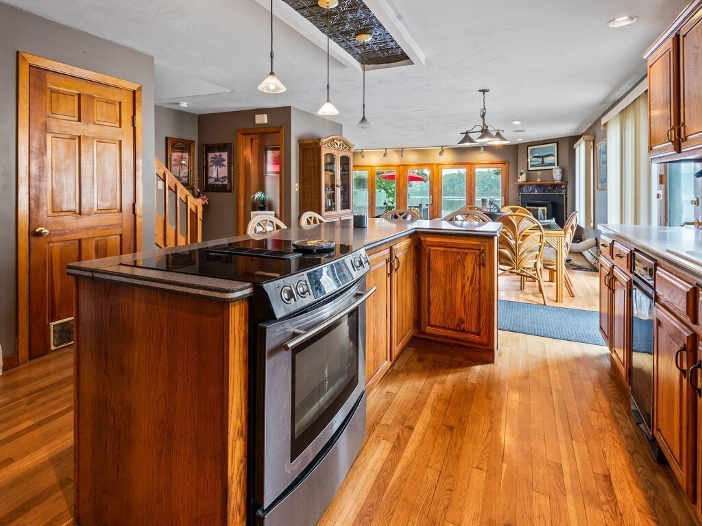 50 Oak Ridge Road Lunenburg, MA 01462 - Photo 6 of 42 Gallery Image 6