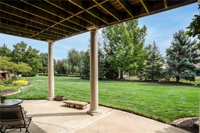 $750,000 | 10611 North Michigan Avenue, Kansas City, MO 64155