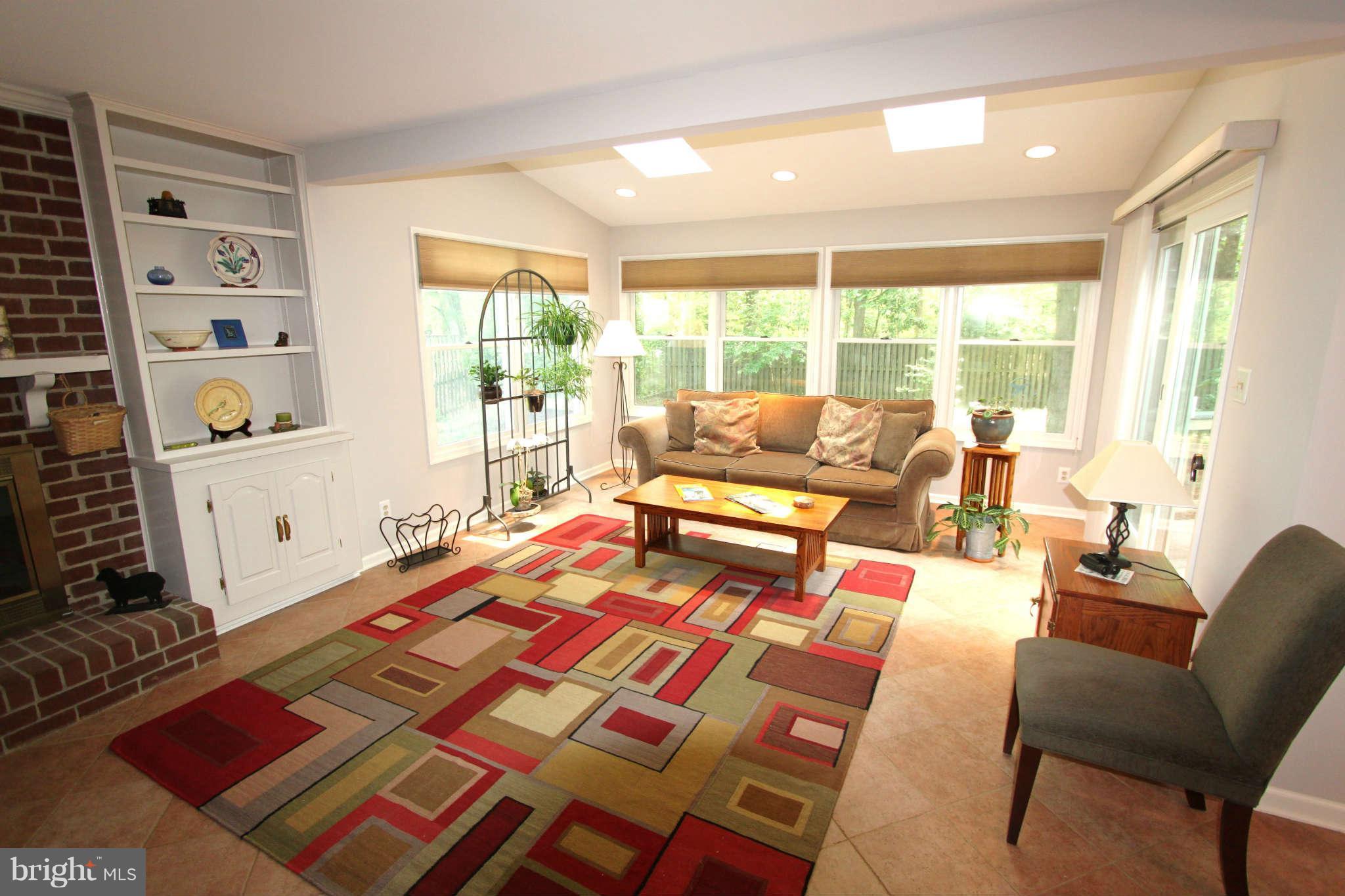 8229 Stacey Road Alexandria, VA 22308 - Photo 8 of 21 Family Room