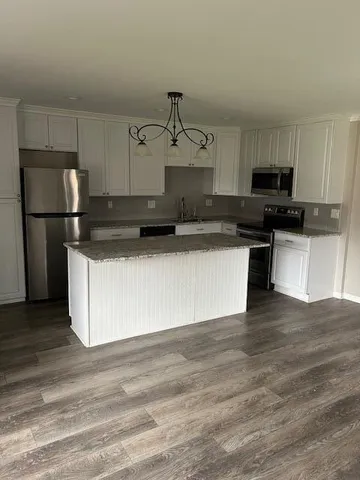 $158,000 | 25225 Potomac Drive, Unit 8, South Lyon, MI 48178