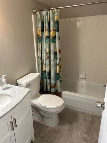 $158,000 | 25225 Potomac Drive, Unit 8, South Lyon, MI 48178