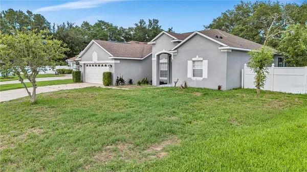 $3,450 | 2031 Wintermere Pointe Drive, Winter Garden, FL 34787