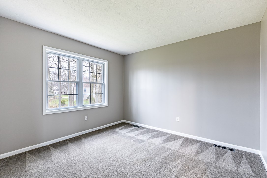 201 Ida Red Lane Greece, NY 14626 - Photo 31 of 50