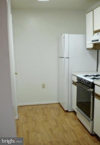 20991 Timber Ridge Terrace, Unit 201 Ashburn, VA 20147 - Photo 10 of 13 Gallery Image 10