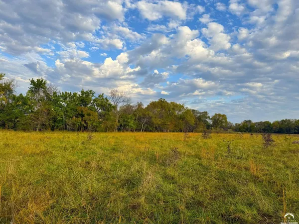 $230,000 | 1230 East 100 Road, Berryton, KS 66409