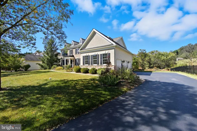 $1,199,000 | 2114 Ferncroft Lane, Chester Springs, PA 19425