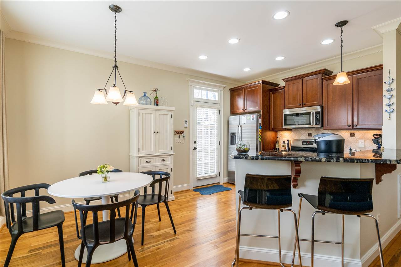 2753 Oberlin Road, Unit 101 Raleigh, NC 27608 - Photo 10 of 26 Photo 10