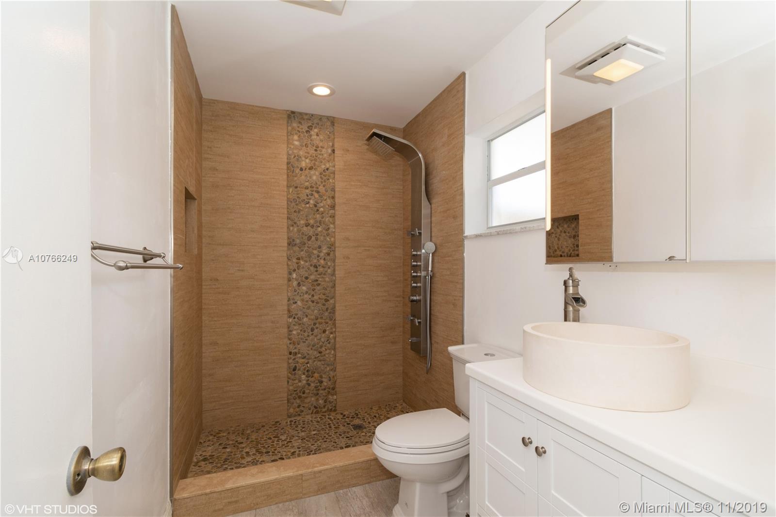 901 Northwest 4th Avenue Boca Raton, FL 33432 - Photo 11 of 15 Gallery Image 11