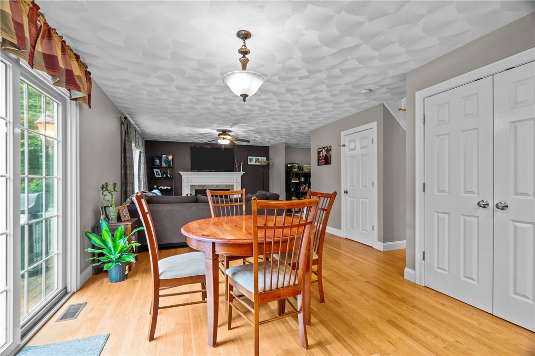 321 River Road Lincoln, RI 02865 - Photo 11 of 48