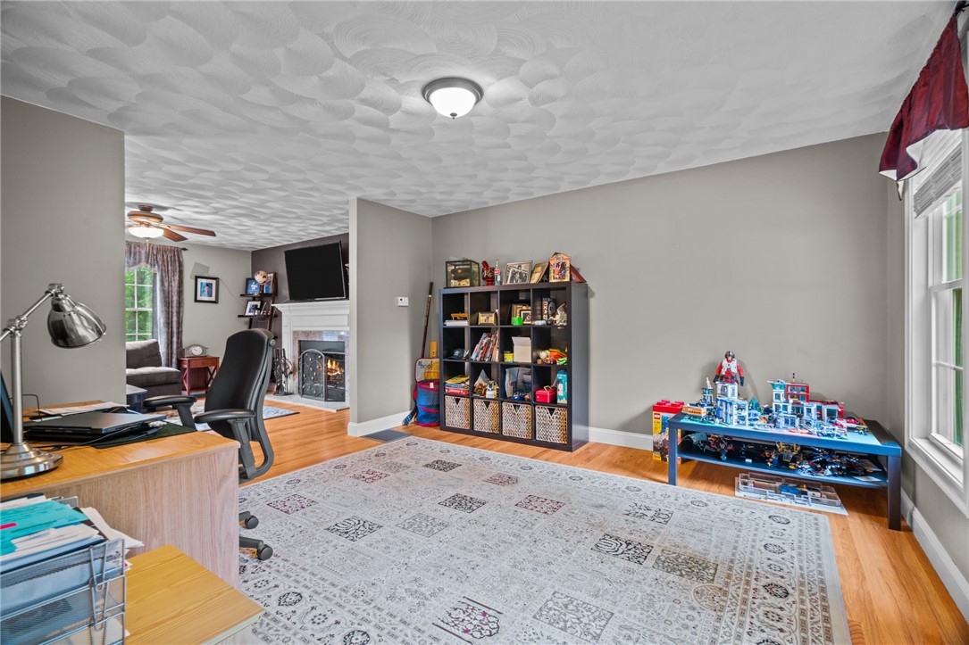 321 River Road Lincoln, RI 02865 - Photo 15 of 48