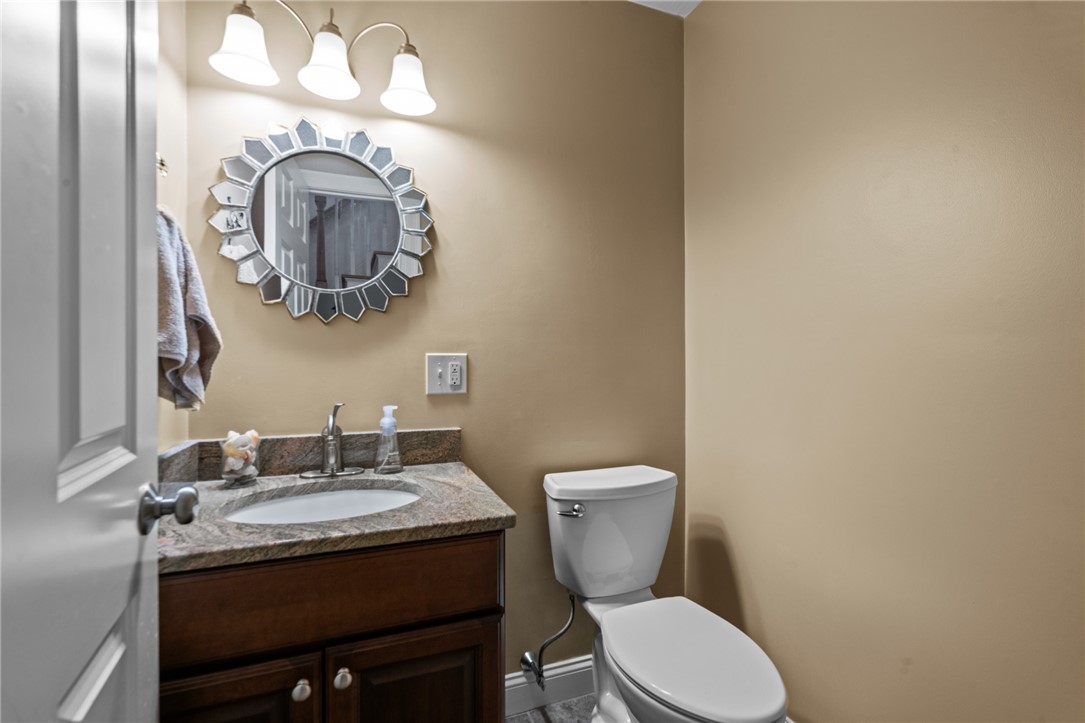 321 River Road Lincoln, RI 02865 - Photo 18 of 48