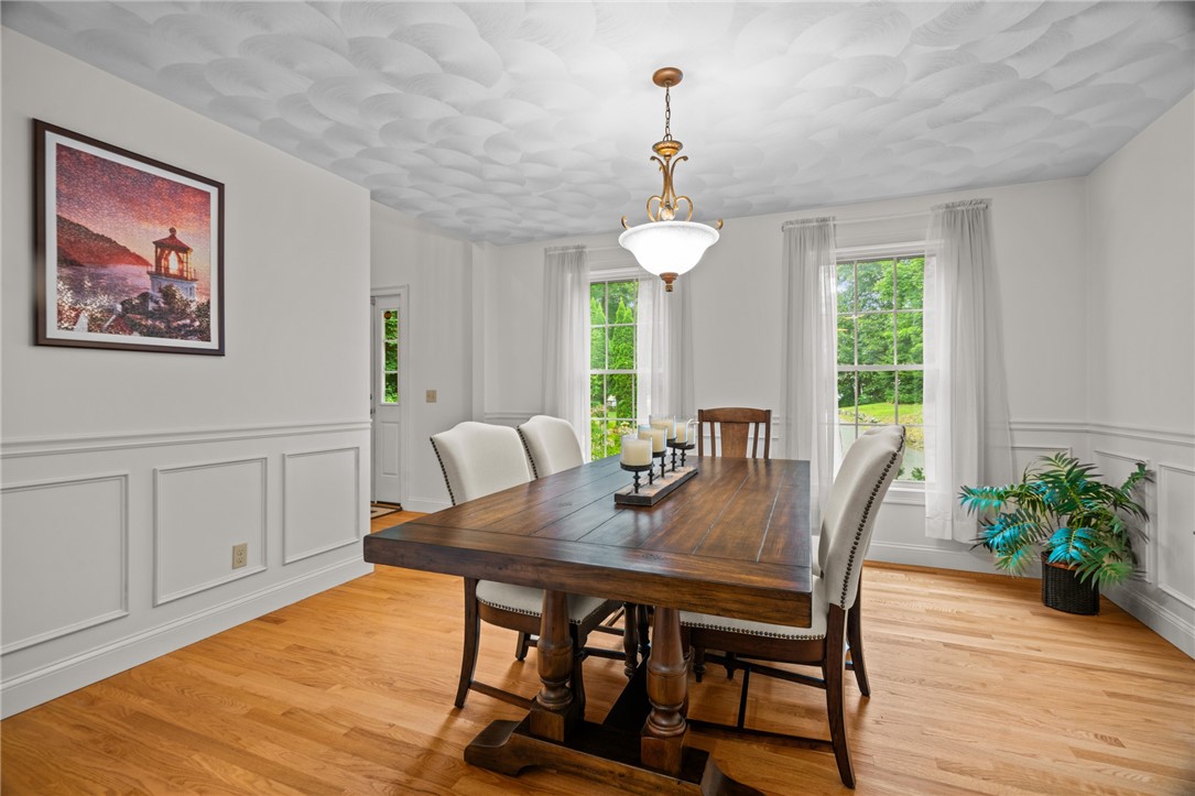 321 River Road Lincoln, RI 02865 - Photo 8 of 48