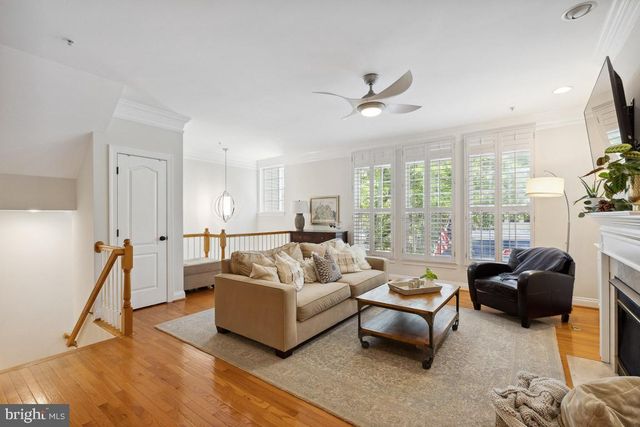 $740,000 | 5051 Minda Court, Alexandria, VA 22304