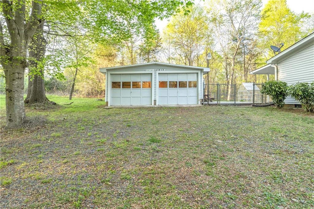 5865 Tomahawk Road Winston-Salem, NC 27106 - Photo 11 of 40 Gallery Image 11