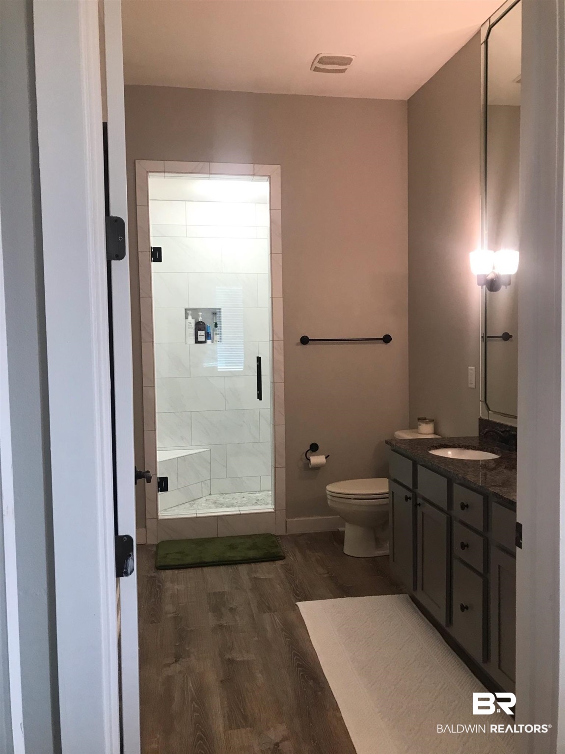 1430 Regency Road, Unit I402 Gulf Shores, AL 36542 - Photo 27 of 44 Master Bath