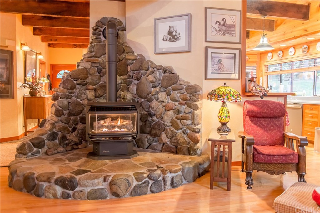 3312 Columbine Road Weed, CA 96094 - Photo 28 of 66