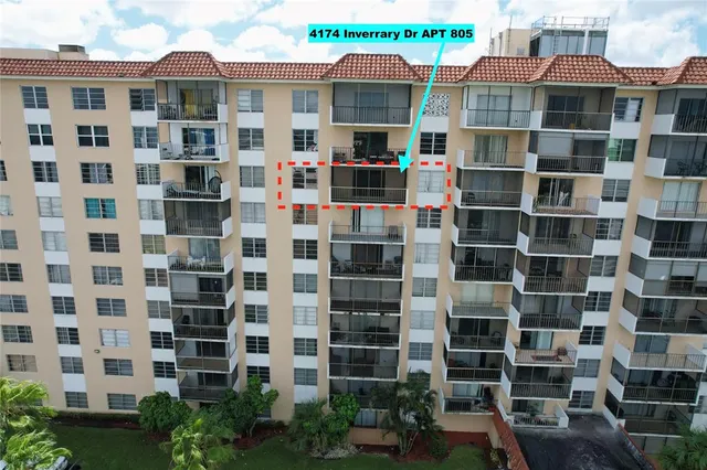$44,500 | 4174 Inverrary Drive, Unit 805, Lauderhill, FL 33319