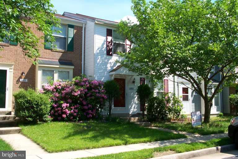 6997 Villa-Del-Rey Court Springfield, VA 22150 - Photo 22 of 28 Exterior (Front)