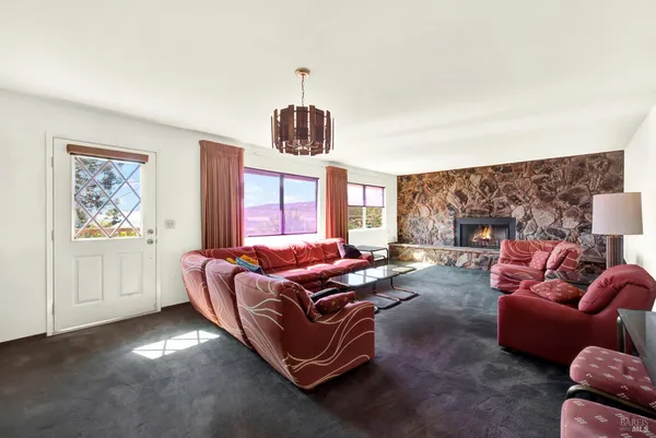 $440,000 | 1090 Blueridge Drive, Napa, CA 94558