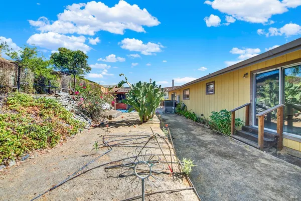 $440,000 | 1090 Blueridge Drive, Napa, CA 94558