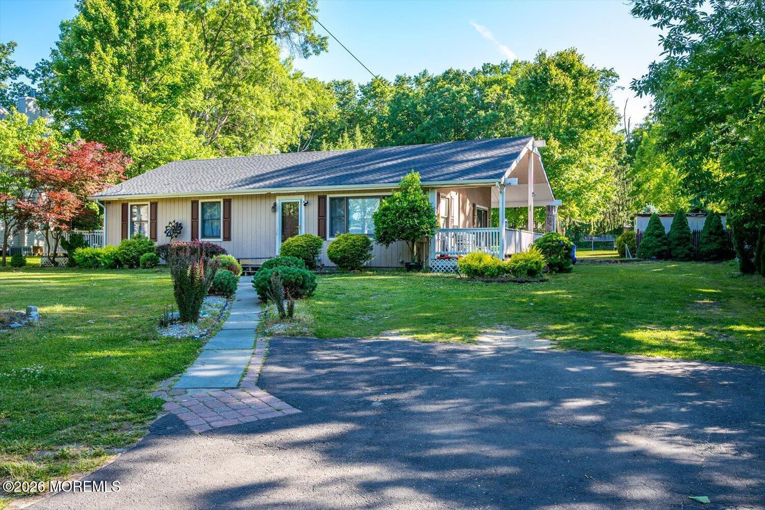 330 Chandler Road Jackson, NJ 08527 - Photo 2 of 44 02-NZ2_8338