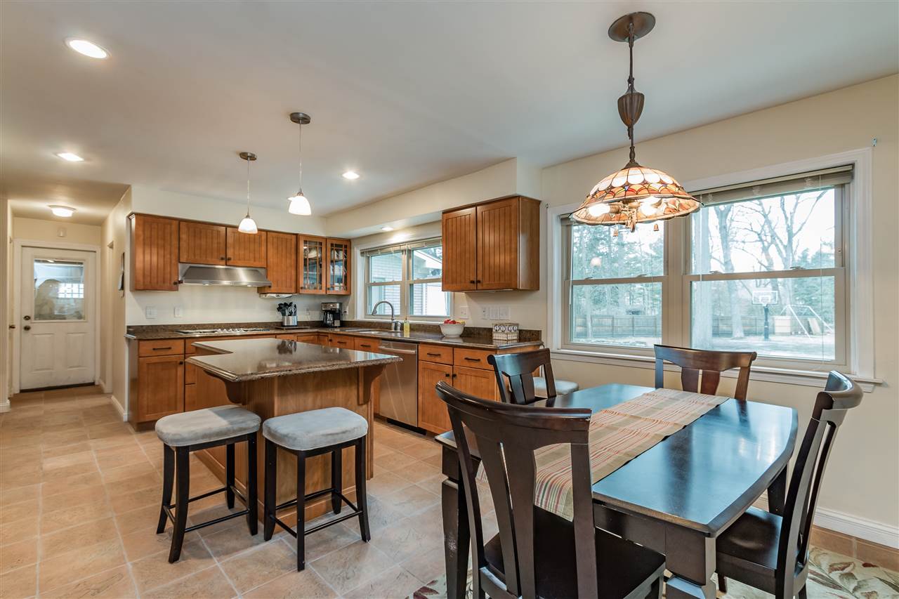 1221 Ridgedale Road South Bend, IN 46614 - Photo 4 of 36 Gallery Image 4