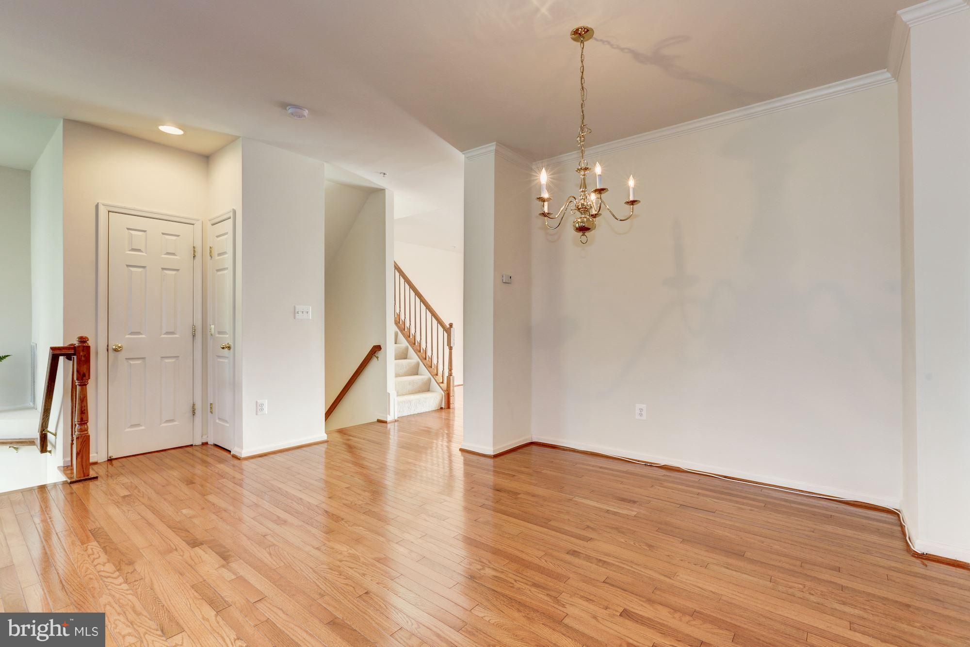 71 Inkberry Circle Gaithersburg, MD 20877 - Photo 6 of 30 Dining Room
