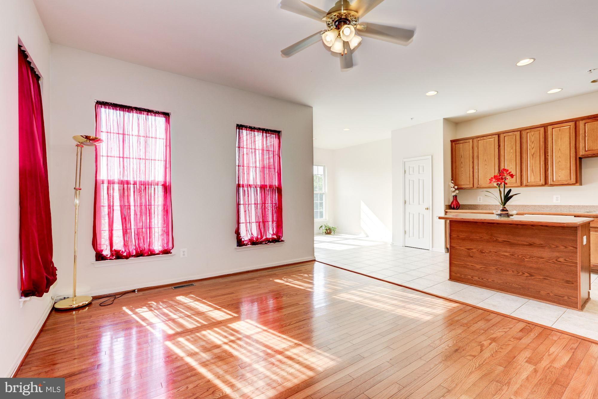 71 Inkberry Circle Gaithersburg, MD 20877 - Photo 7 of 30 Interior (General)