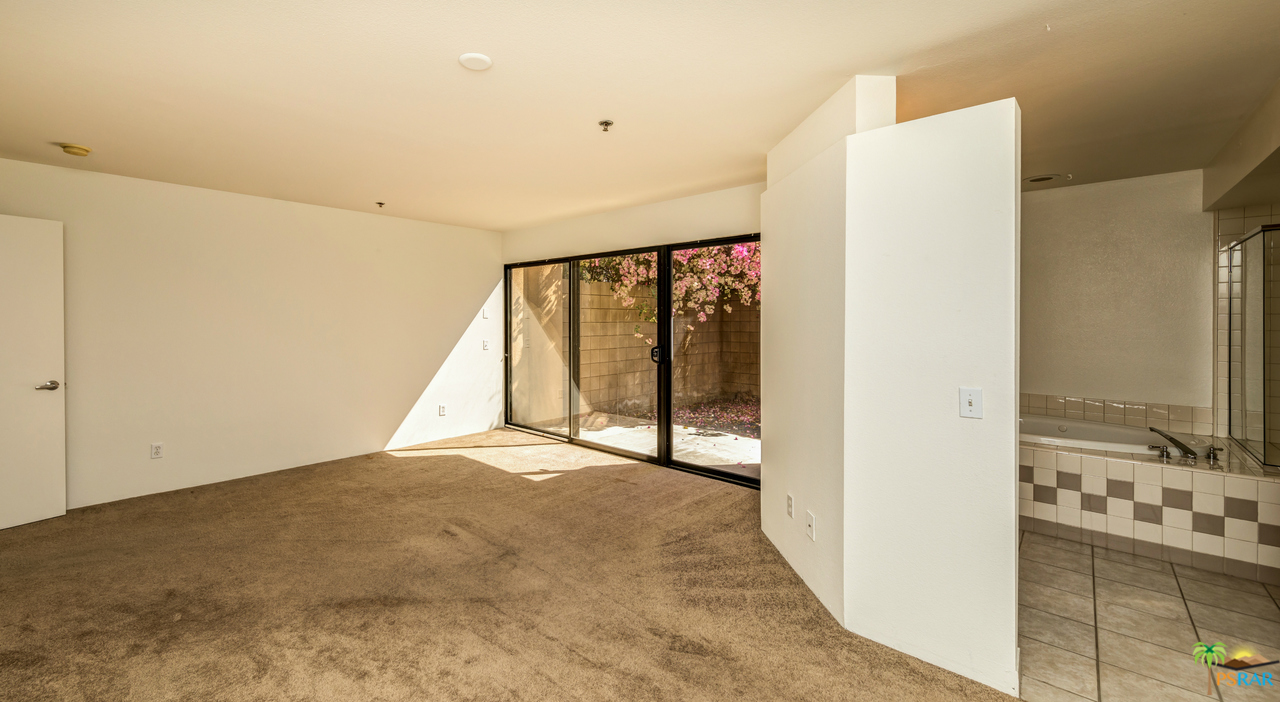 100 East Stevens Road, Unit 513 Palm Springs, CA 92262 - Photo 28 of 39 a view of an empty room