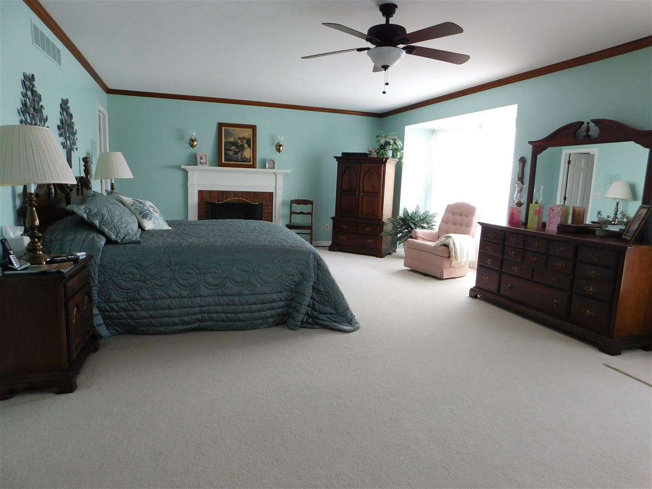 11733 North Ogden Point Road Syracuse, IN 46567 - Photo 24 of 36 Gallery Image 24