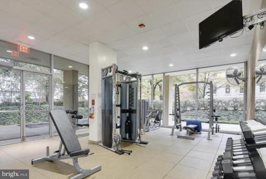 520 N Street Southwest, Unit S317 Washington, DC 20024 - Photo 50 of 64