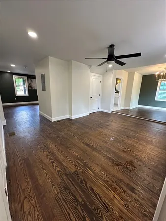 $2,700 | 1185 Putnam Pike, Unit A, Glocester, RI 02814