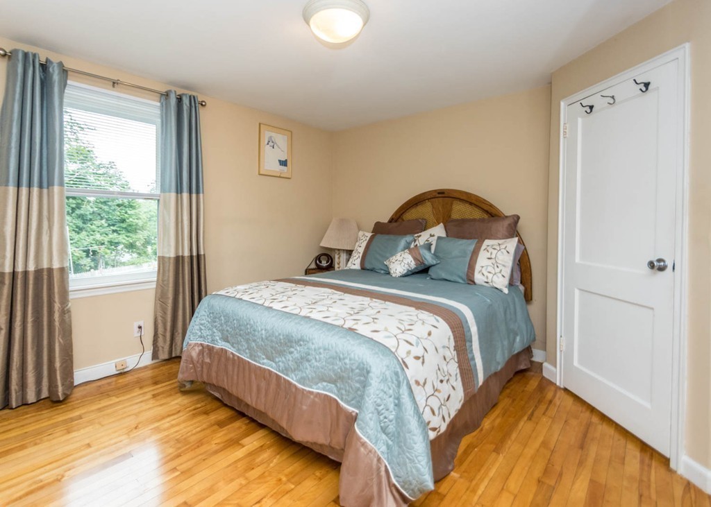 1369 Trapelo Road Waltham, MA 02451 - Photo 13 of 30