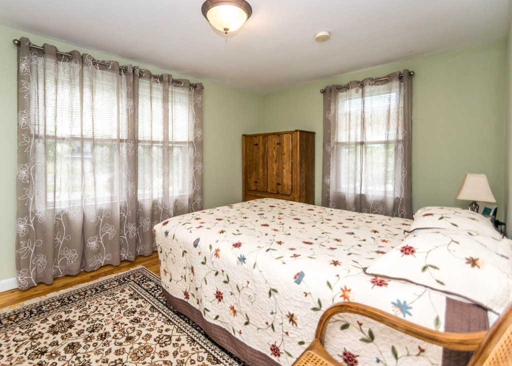 1369 Trapelo Road Waltham, MA 02451 - Photo 15 of 30